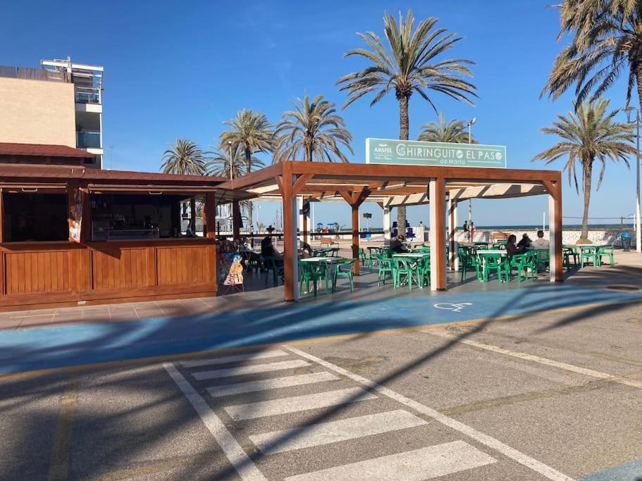 Coqueto Apartamento De Playa Con Piscina Y Terraza Valencia Luaran gambar